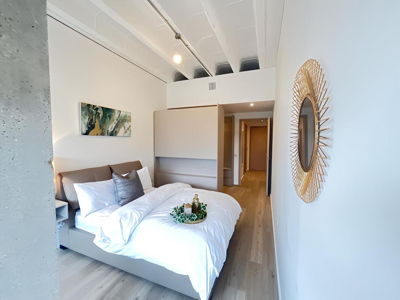 1Br Luxury Flat At Train Station - Long Stays Welcome - Just Ask Milton Keynes Dış mekan fotoğraf