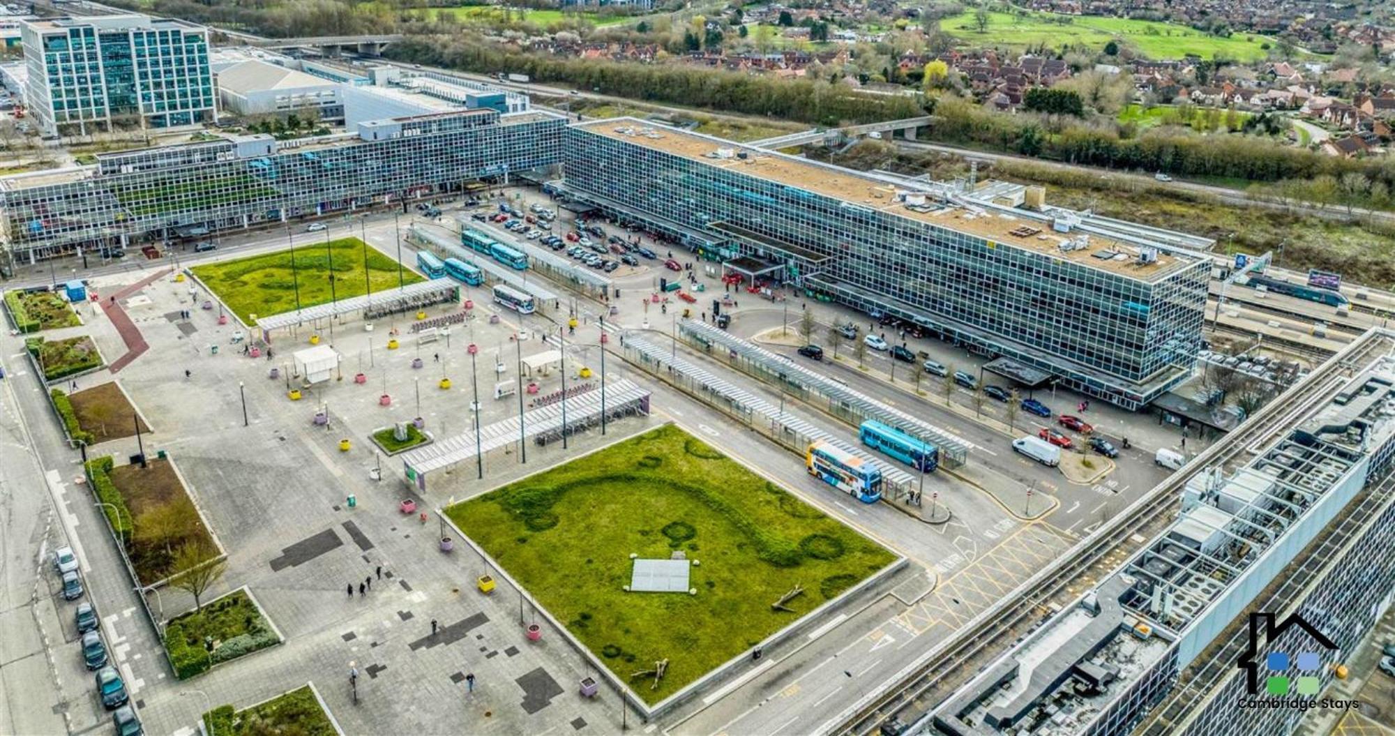 1Br Luxury Flat At Train Station - Long Stays Welcome - Just Ask Milton Keynes Dış mekan fotoğraf